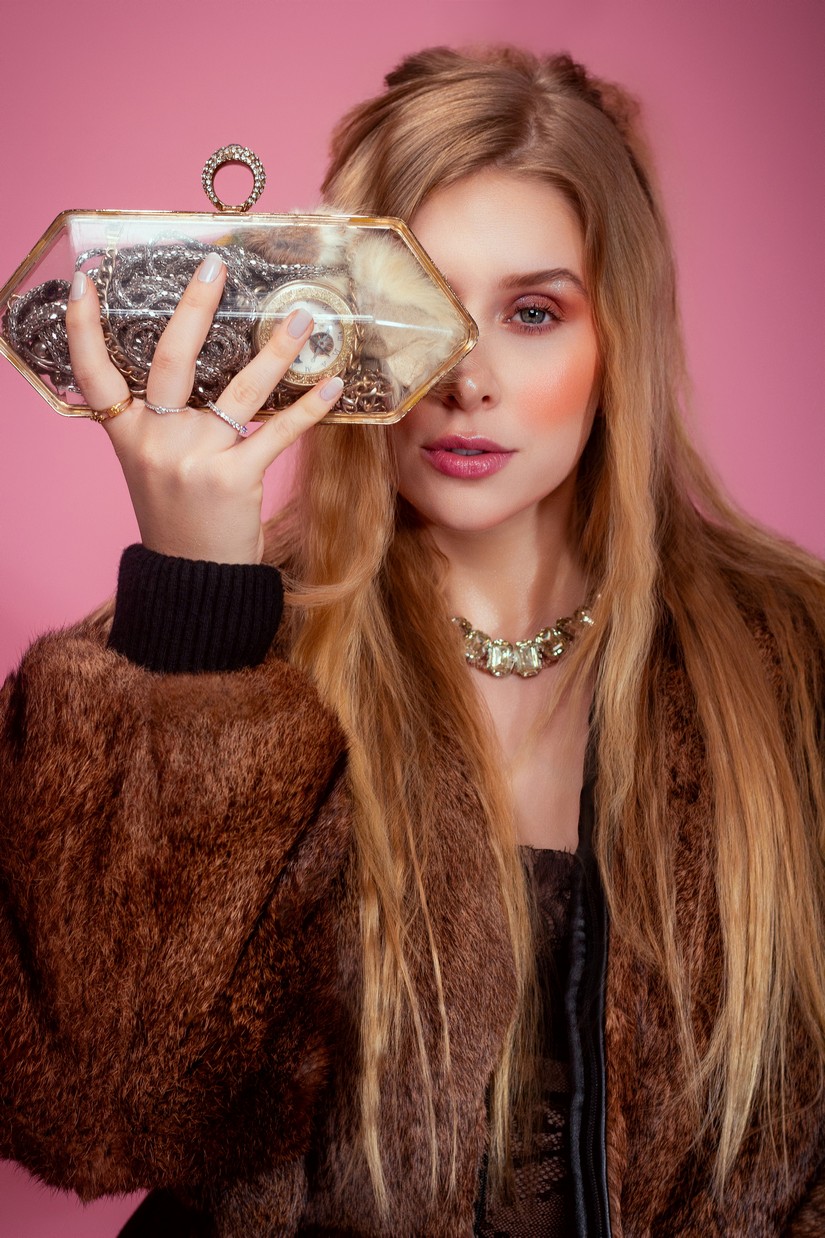  Marcela Lopes Revista Portfolio (9)